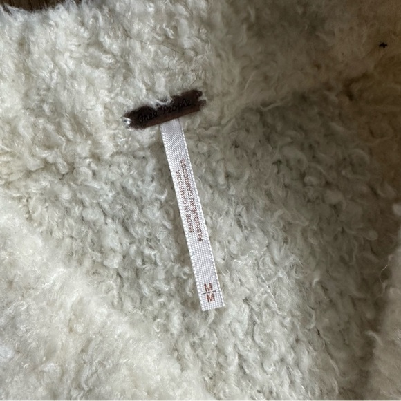 NWT Free People Teddy Bear Tunic Sweater Ivory Sugar Swirl - Size Medium - Picture 8 of 13